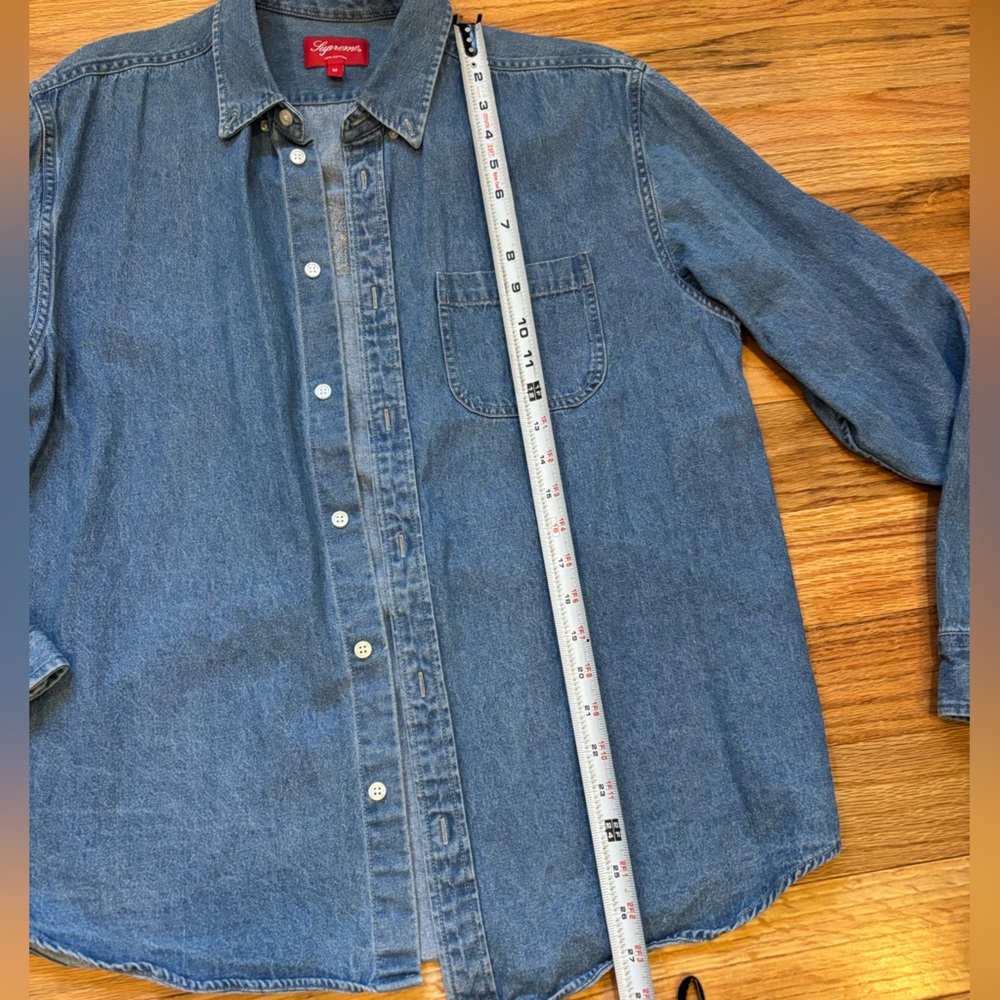 Supreme Light Blue Denim Shirt Jacket with Embroidered Logo - Picture 8 of 9